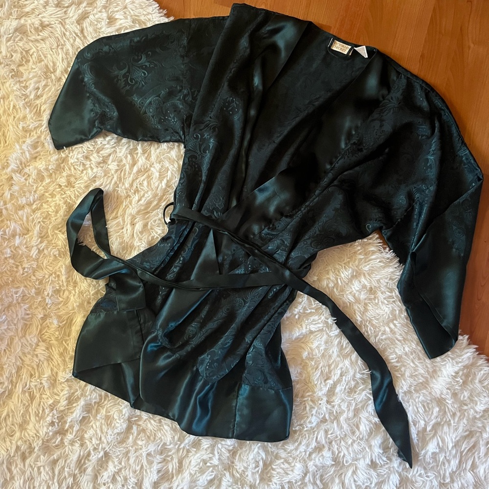 Vintage Victoria’s Secret Robe
